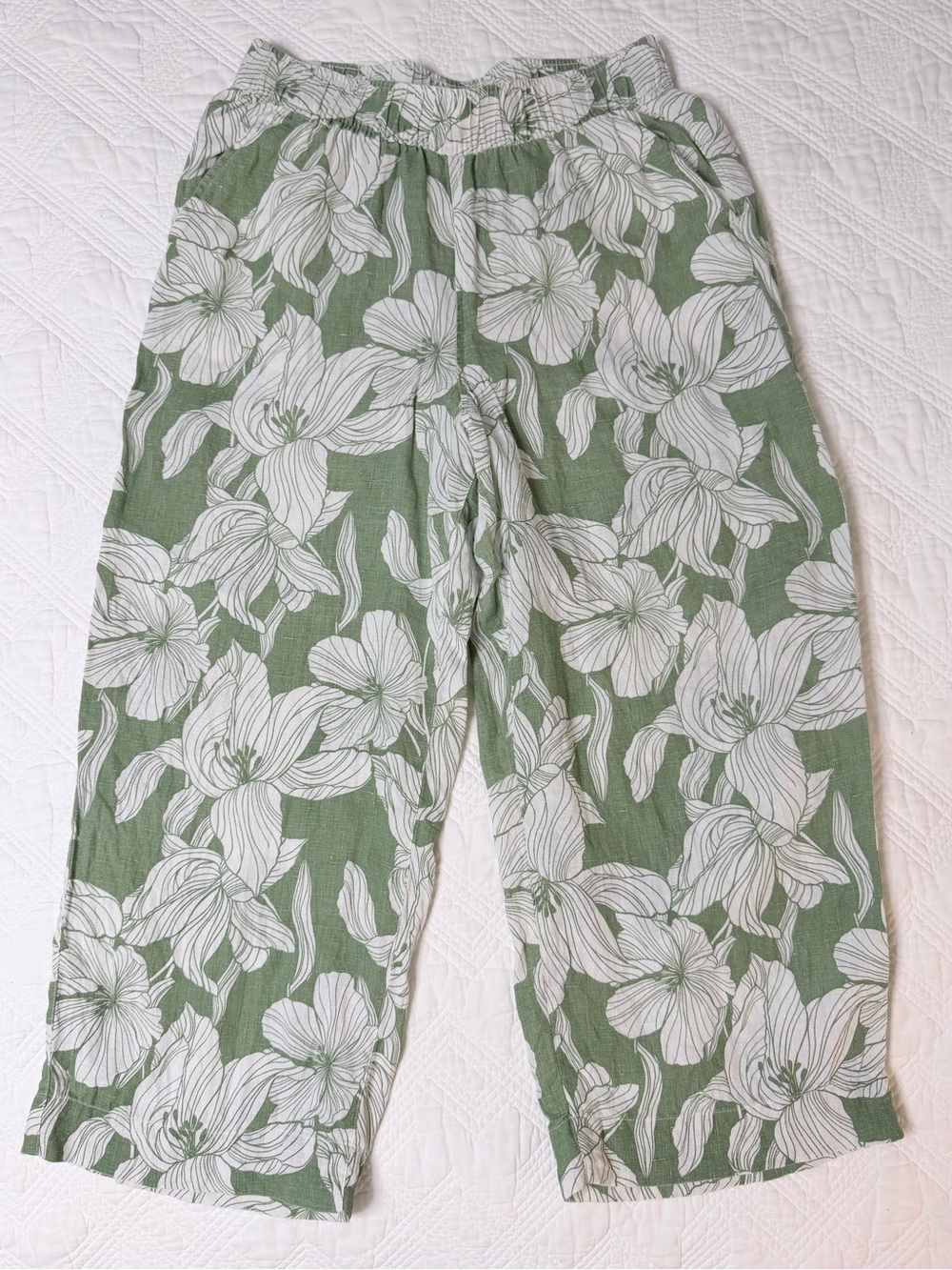 Tahari Luxe Linen Green and White Floral Wide-Leg Crop Pants Size Large